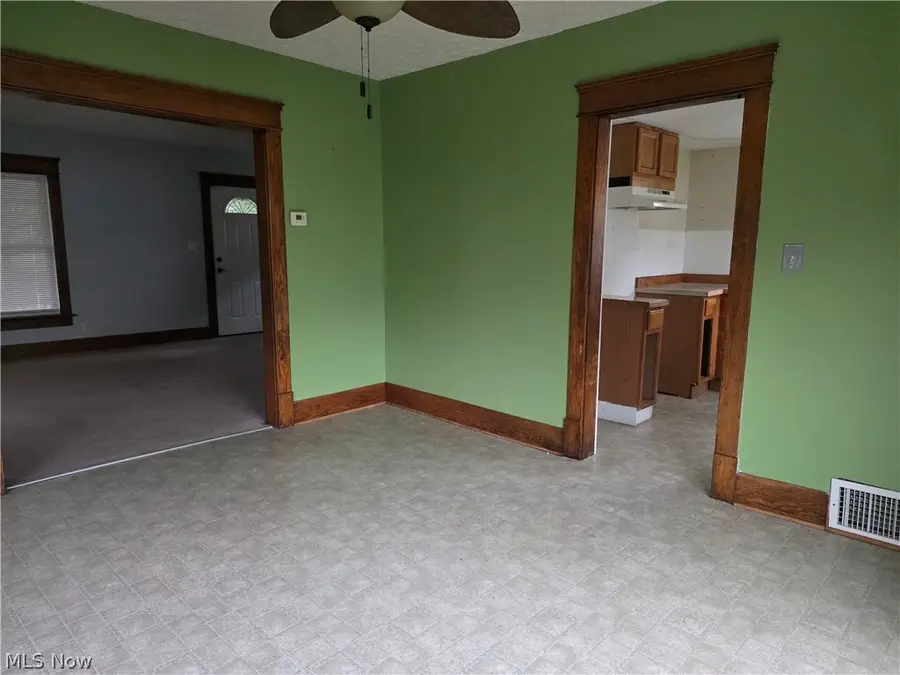419 Myrtle Street, Ravenna, OH 44266 - #2