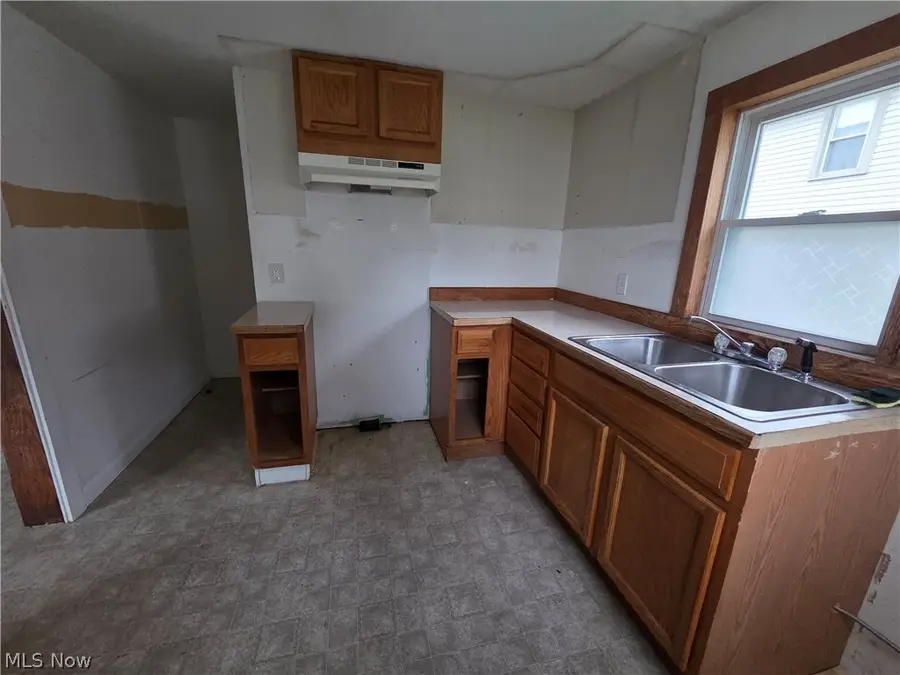 419 Myrtle Street, Ravenna, OH 44266 - #3
