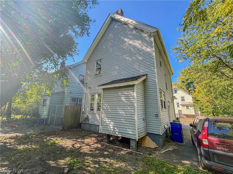 749 E 131st Street, Cleveland, OH 44108 - #3
