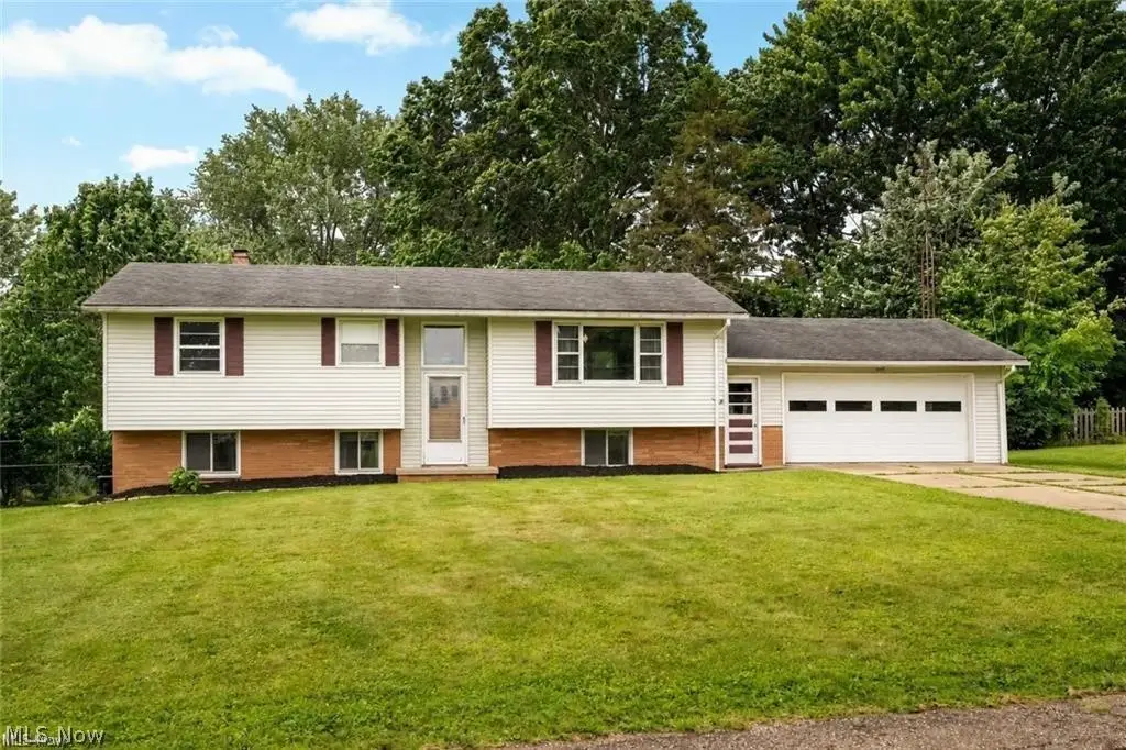 1450 Lambert Street, Alliance, OH 44601 - #1
