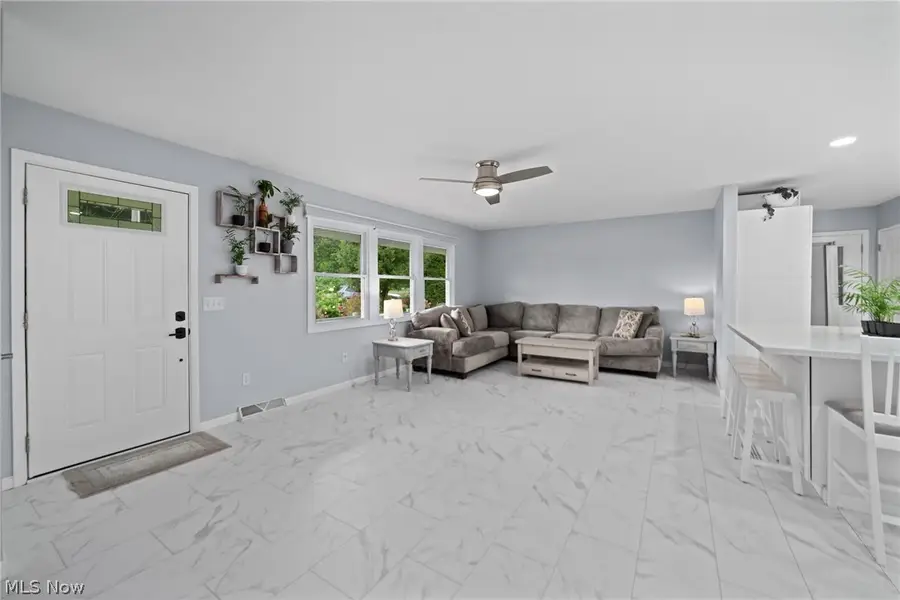 10461 Fort Laurens Nw Road, Bolivar, OH 44612 - #3