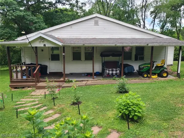 8094 Fohl Sw Road, Navarre, OH 44662