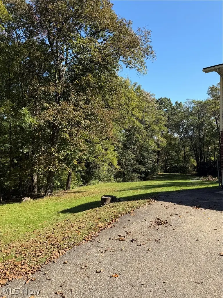 1300 Beech Drive, Zanesville, OH 43701 - #3