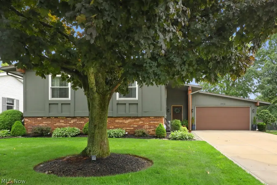 2802 Blenheim Avenue, Alliance, OH 44601 - #2