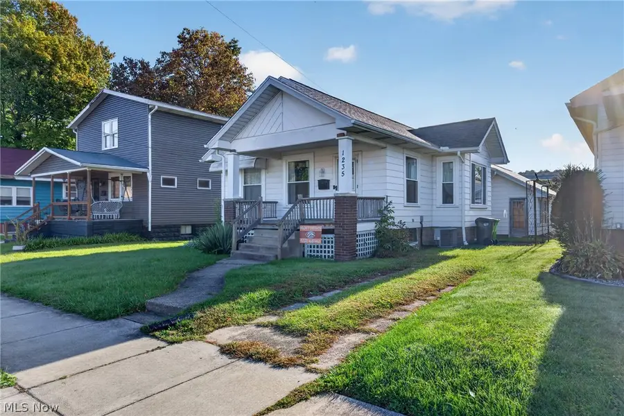 1235 Eastport Avenue, Uhrichsville, OH 44683 - #3