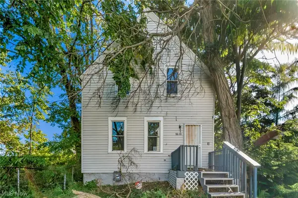 9610 Edmunds Avenue, Cleveland, OH 44106