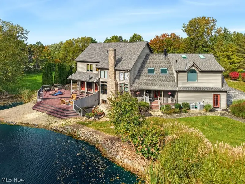 11205 Hampton Ridge Drive, Chardon, OH 44024 - #3
