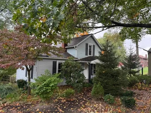 809 Dover Avenue, Dover, OH 44622