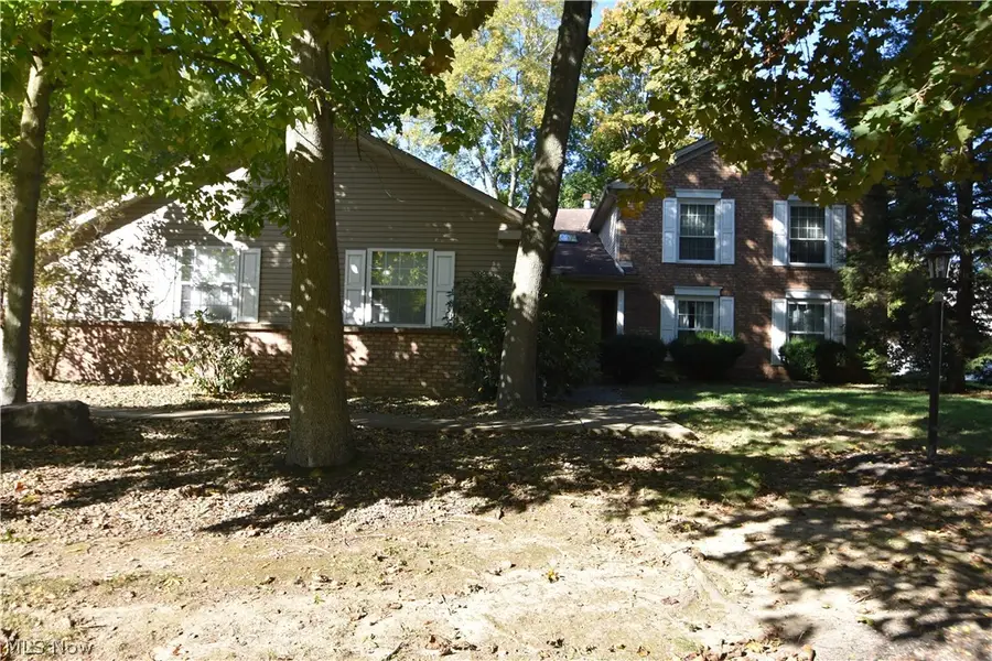 7636 Huntington Drive, Youngstown, OH 44512 - #2