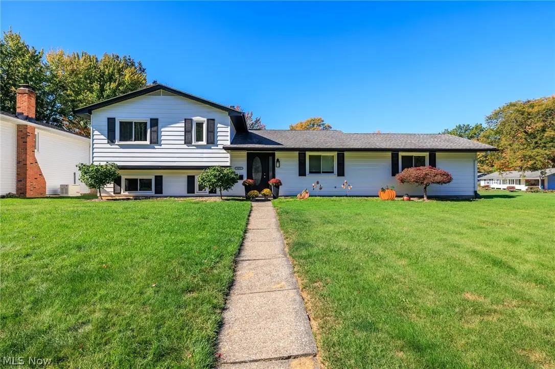 6472 Lafayette Drive, Mentor, OH 44060 - #1