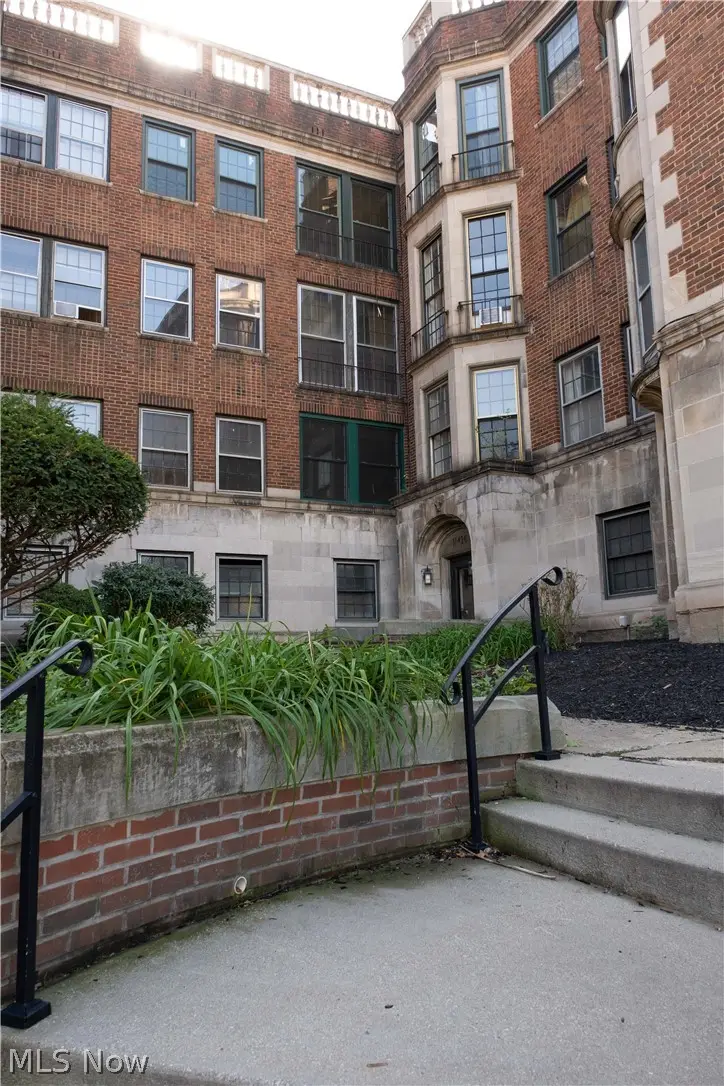 11426 Cedar Glen Parkway #D6, Cleveland, OH 44106 - #1