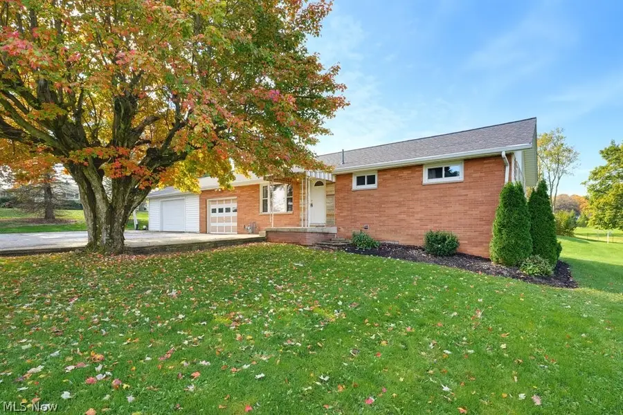 4701 California Avenue, Louisville, OH 44641 - #2
