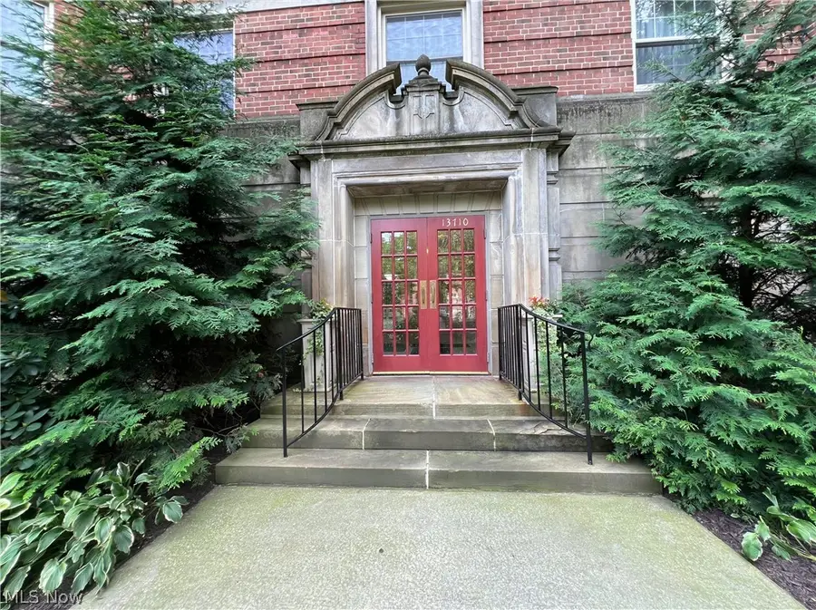 13710 Shaker Boulevard #706, Cleveland, OH 44120 - #2