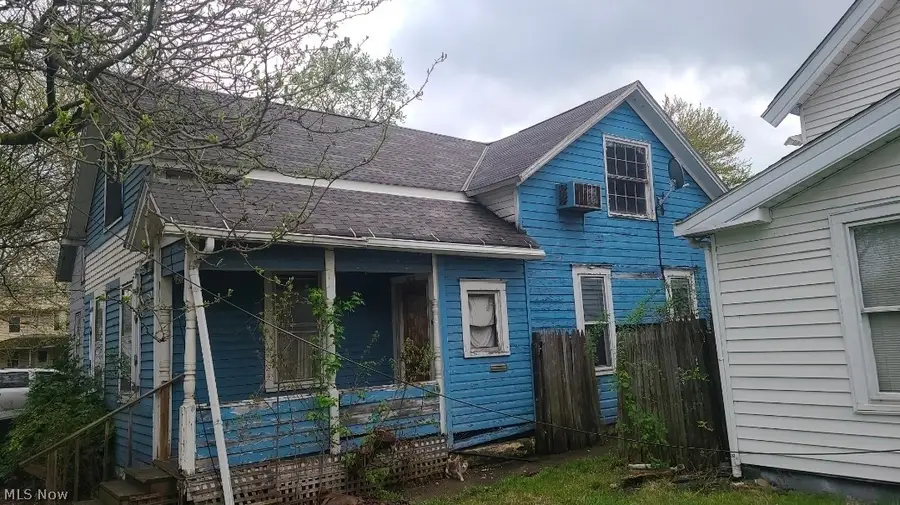 6628 Charter Avenue, Cleveland, OH 44127 - #2