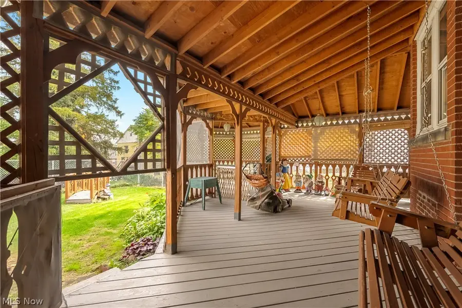 2108 S Arch Avenue, Alliance, OH 44601 - #2
