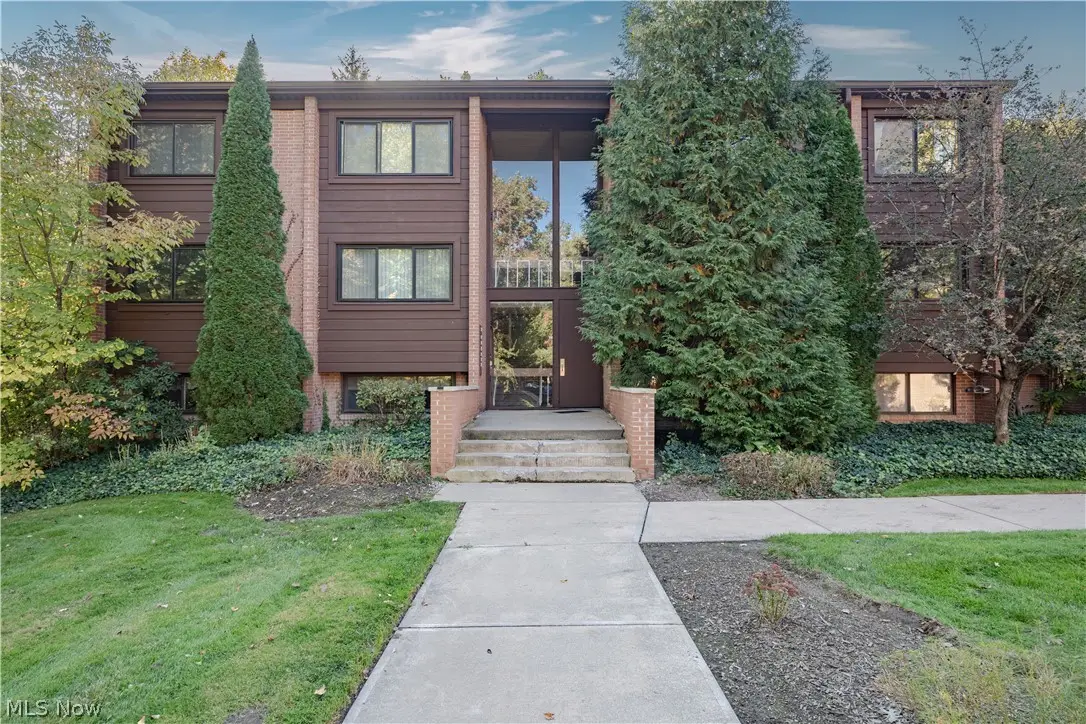925 Canyon View Road #202, Northfield, OH 44067 - #1