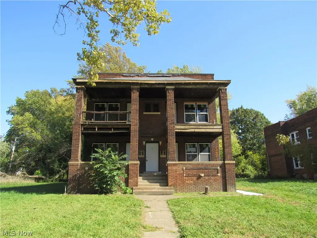 1231 E 124th Street, Cleveland, OH 44108 - #1
