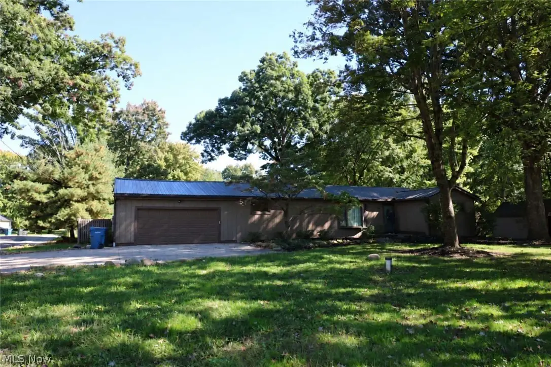 3057 Long Road, Akron, OH 44312 - #1