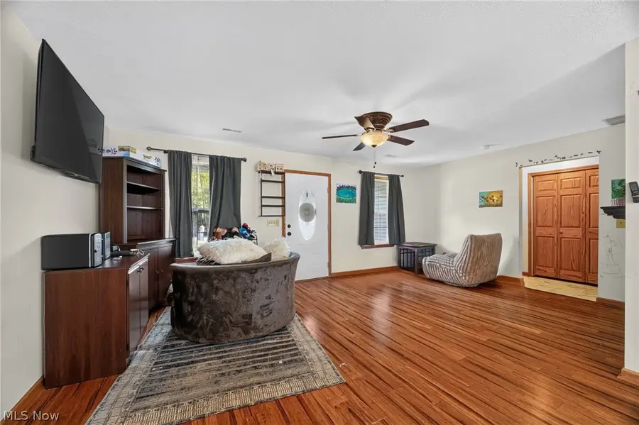 510 Elm Street, Sheffield Lake, OH 44054 - #3