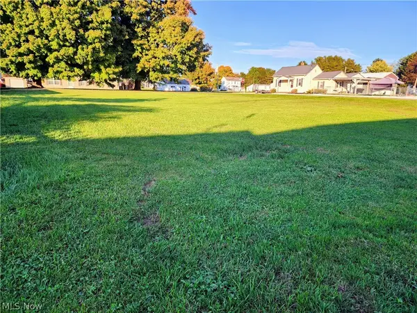 117 Canal E Street, Coshocton, OH 43812