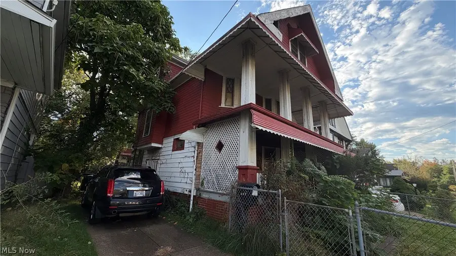 643 E 107th Street, Cleveland, OH 44108 - #2