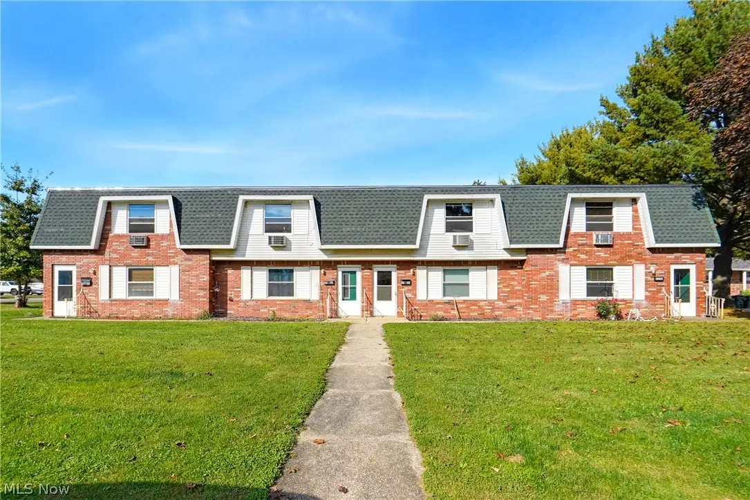 3340 Mollane Nw Street, Massillon, OH 44646 - #1