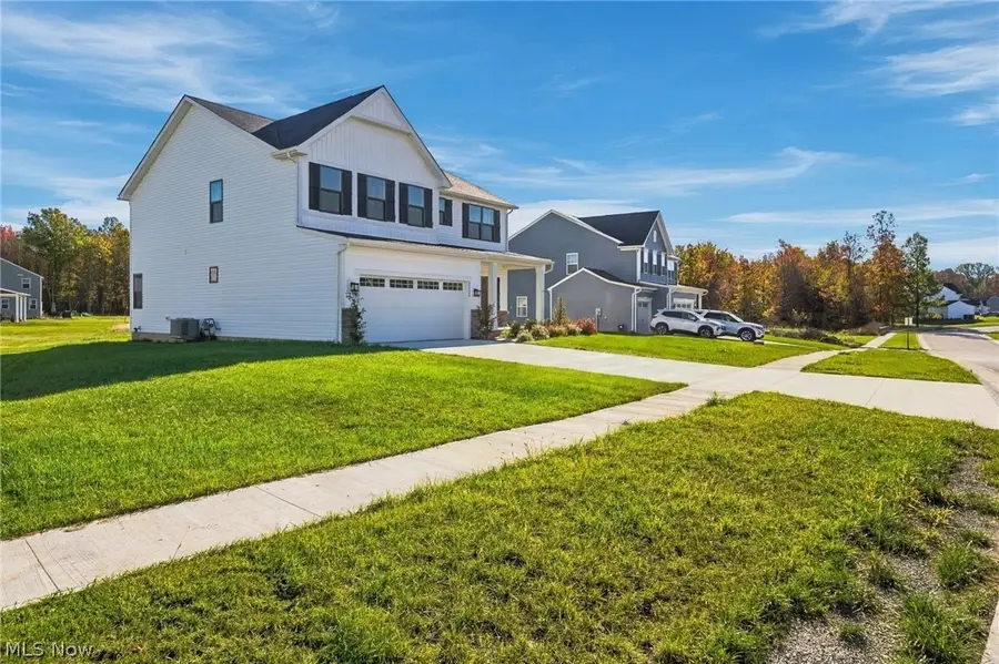 23504 Marshcreek Way, Columbia Station, OH 44028 - #3