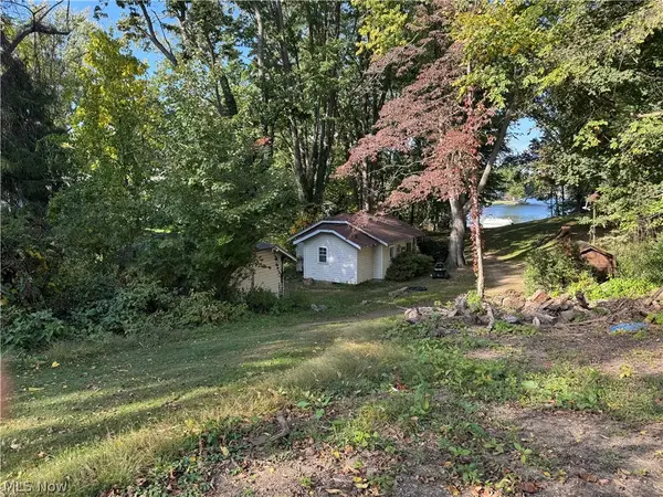 3995 Melton Avenue, Akron, OH 44319
