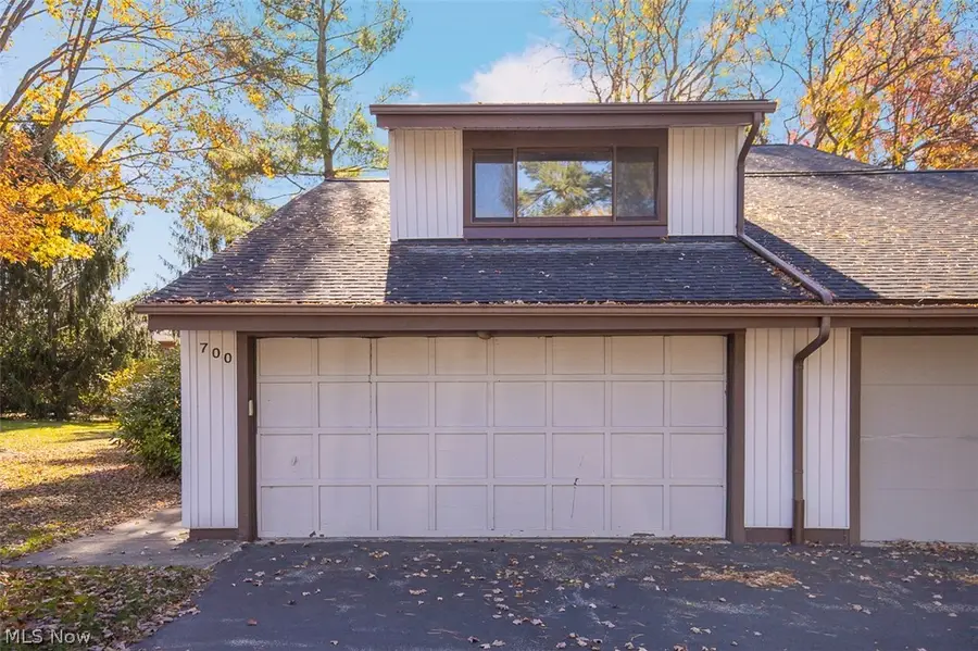 700 Tinkers Lane, Sagamore Hills, OH 44067 - #2