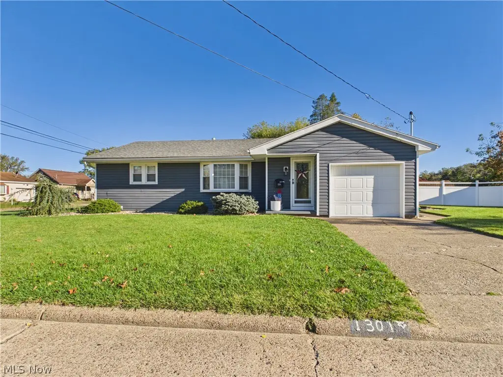 1301 28th Street, Vienna, WV 26105 - #1