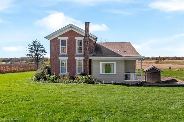 7385 Kemary Sw Avenue, Navarre, OH 44662