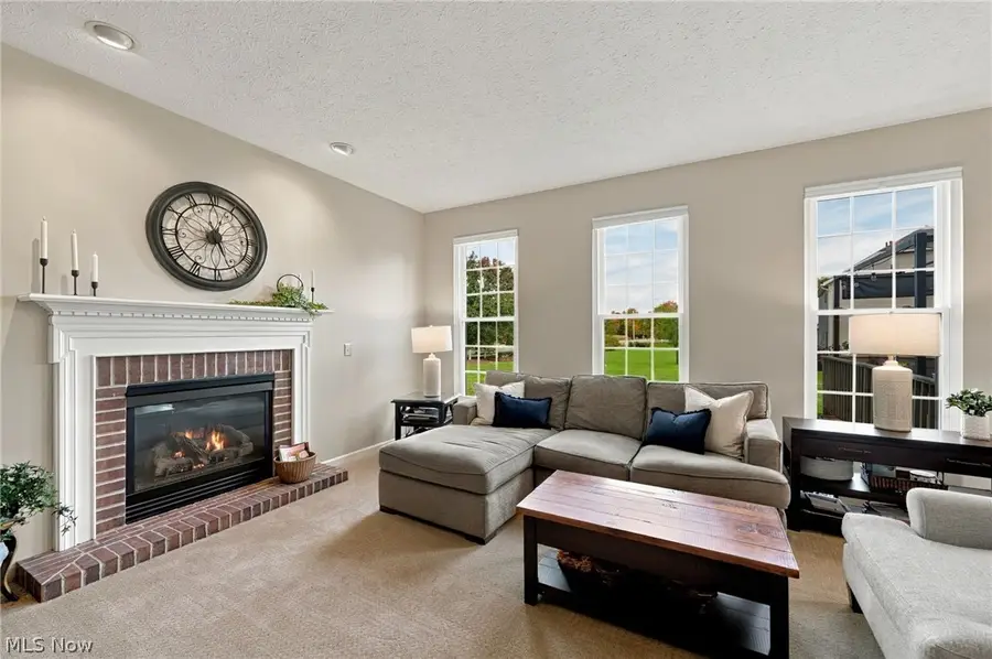 39280 Camelot Way, Avon, OH 44011 - #3