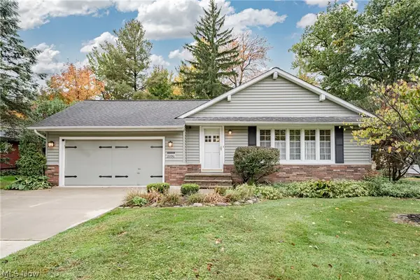 2090 Marshfield Road, Mayfield Heights, OH 44124