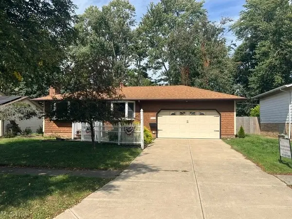 13898 Franklyn Boulevard, Brook Park, OH 44142