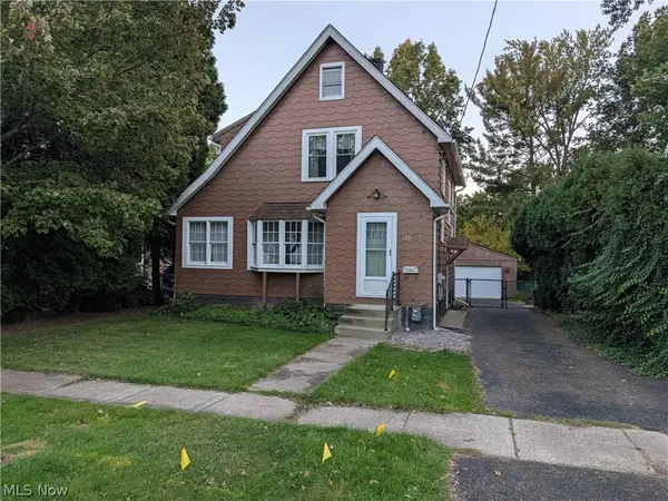 730 E Spruce Avenue, Ravenna, OH 44266