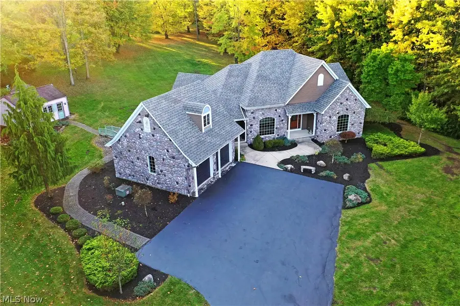 540 Warner Road, Hubbard, OH 44425 - #2