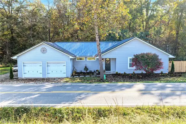5672 Old Saint Marys Pike, Waverly, WV 26184