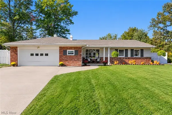 412 High Meadow Road, Amherst, OH 44001