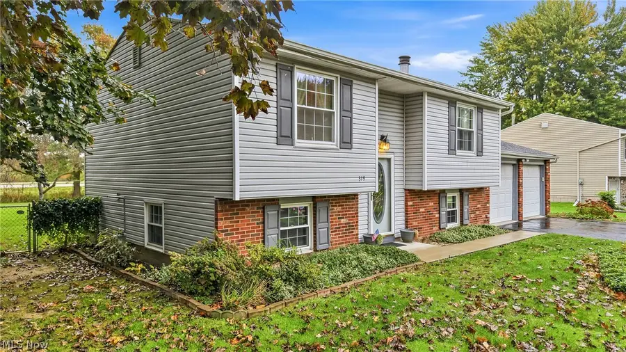 319 Stewart Nw Avenue, Warren, OH 44483 - #3