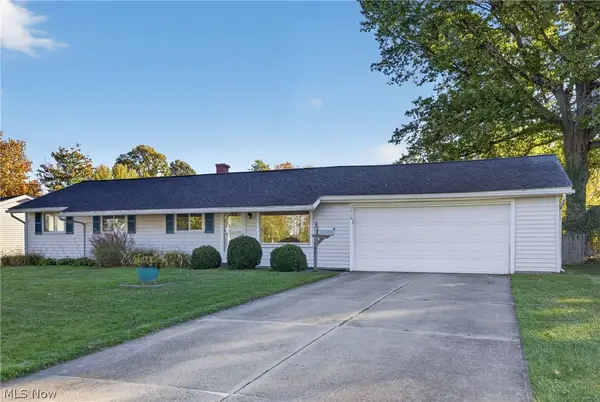 5969 Thunderbird Drive, Mentor on the Lake, OH 44060