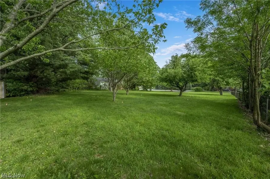 2607 Wise Road, North Canton, OH 44720 - #2