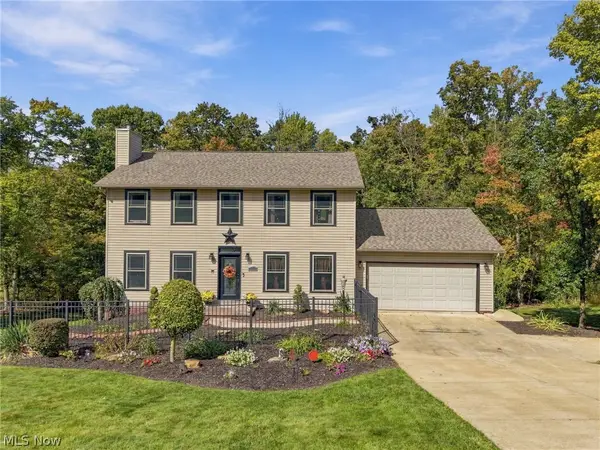 1907 Dogwood Ne Square, Bolivar, OH 44612