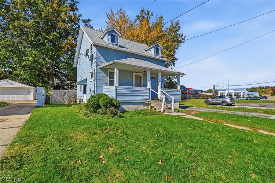 4040 Saint Clair Street, Willoughby, OH 44094 - #2
