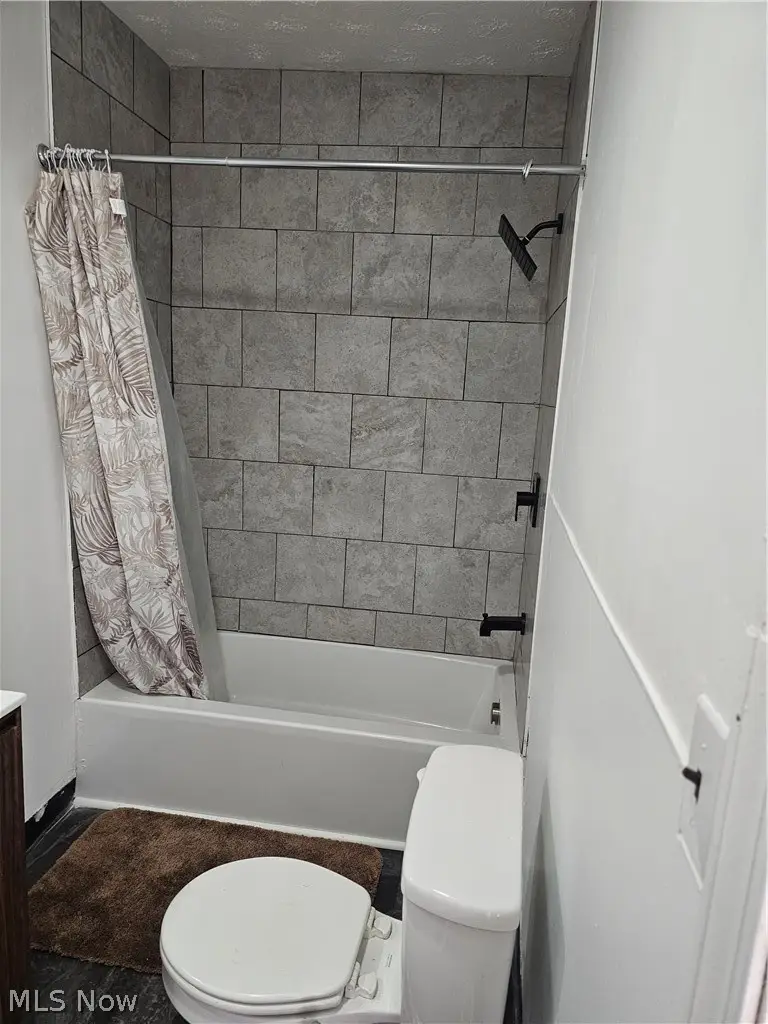 1318 W 5th Street, Ashtabula, OH 44004 - #2