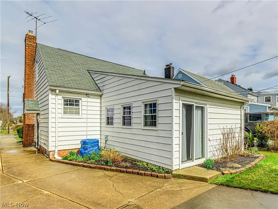 15606 Scottsdale Boulevard, Shaker Heights, OH 44120 - #2