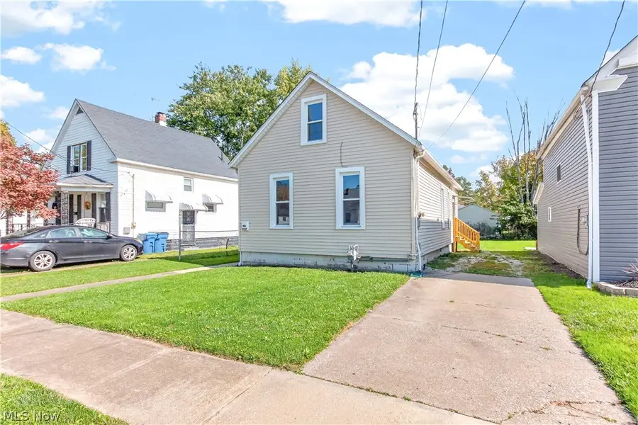 3527 Clifton Avenue, Lorain, OH 44055 - #2