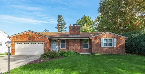 135 Foresthill Drive, Amherst, OH 44001