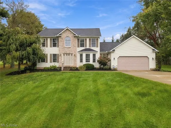 1126 Lanner Nw Street, North Canton, OH 44720
