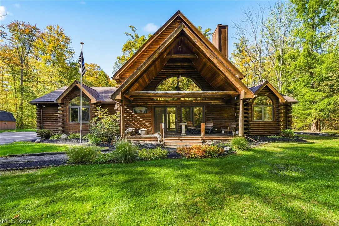 8520 Woodhill Drive, Chardon, OH 44024 - #1