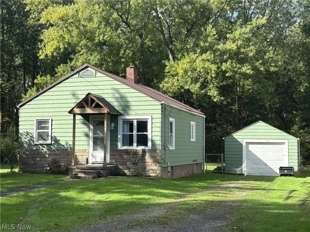755 N 17th Street, Sebring, OH 44672 - #1